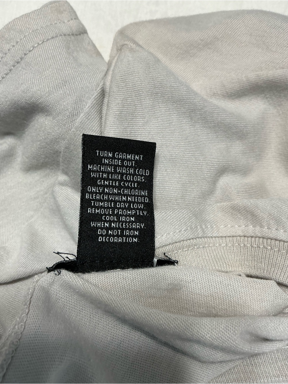 Wet Seal 'DEFINE "SINGLE"' Graphic Tank Top - Light Gray with Navy Print - Picture 6 of 6